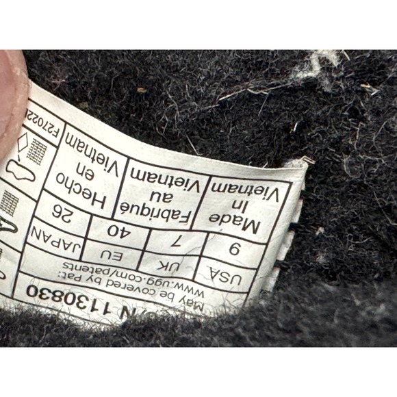 UGG Tasman LTA Black Puffer Slippers Womens Size 9 Insulated - Picture 3 of 15